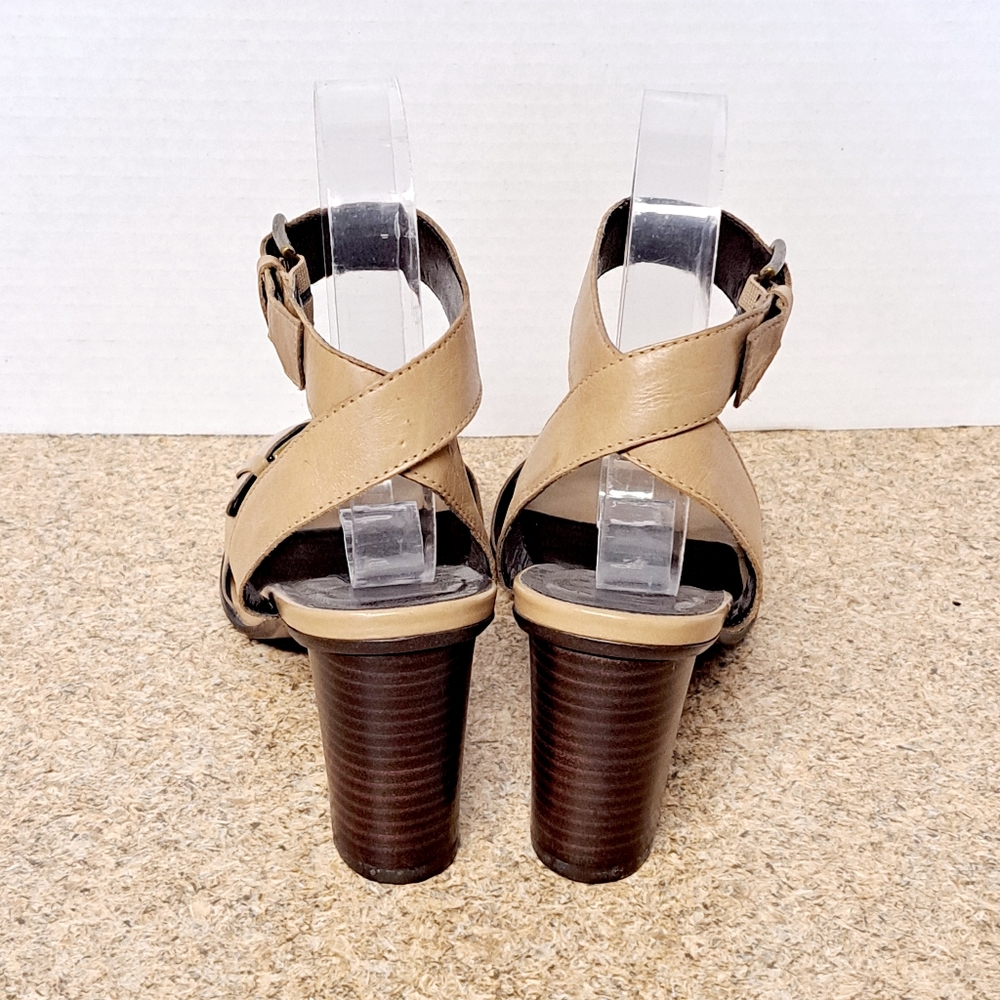 Etienne Aigner Heeled Ankle Strap Leather Sandals Shoes Women's Size 6.5 Tan 3" - Picture 9 of 13